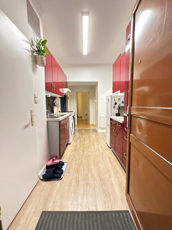 Cosy & Quiet In 17Th District Apartment Wina Bagian luar foto