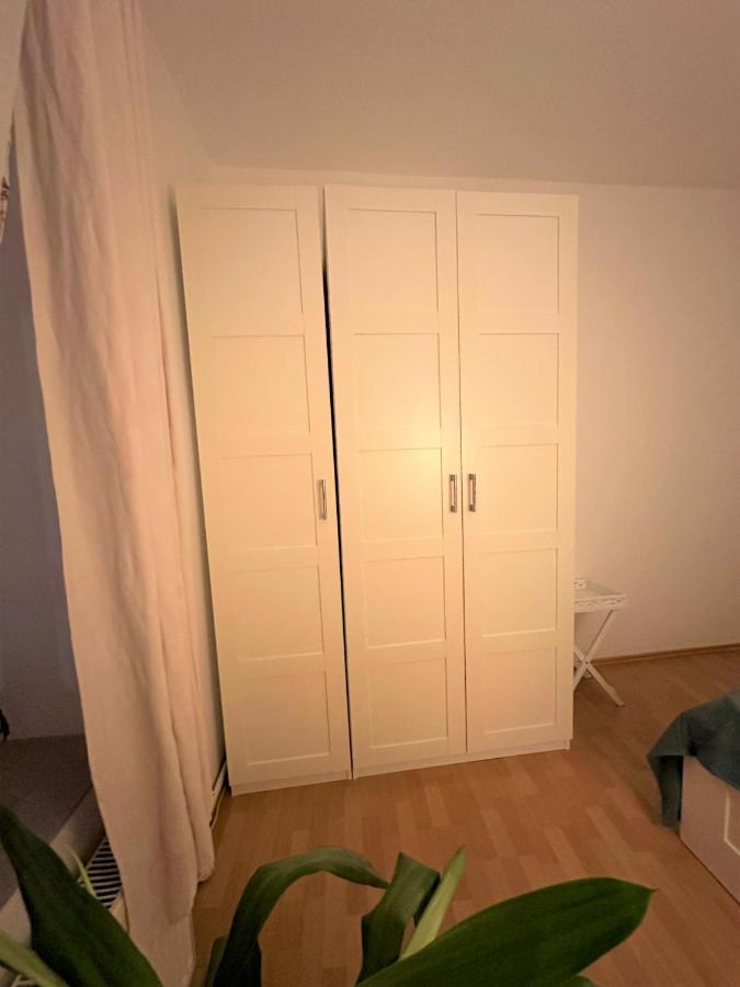 Cosy & Quiet In 17Th District Apartment Wina Bagian luar foto